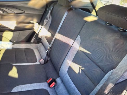 Used 2025 Chevrolet TrailBlazer LT AWD/4WD image 9