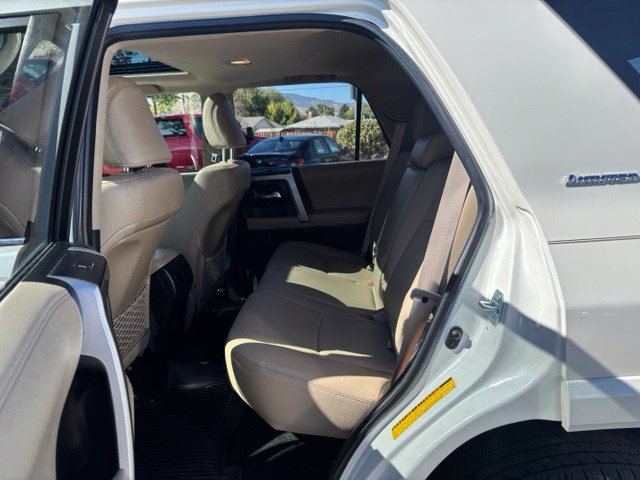 Used 2017 Toyota 4Runner Limited AWD/4WD image 33