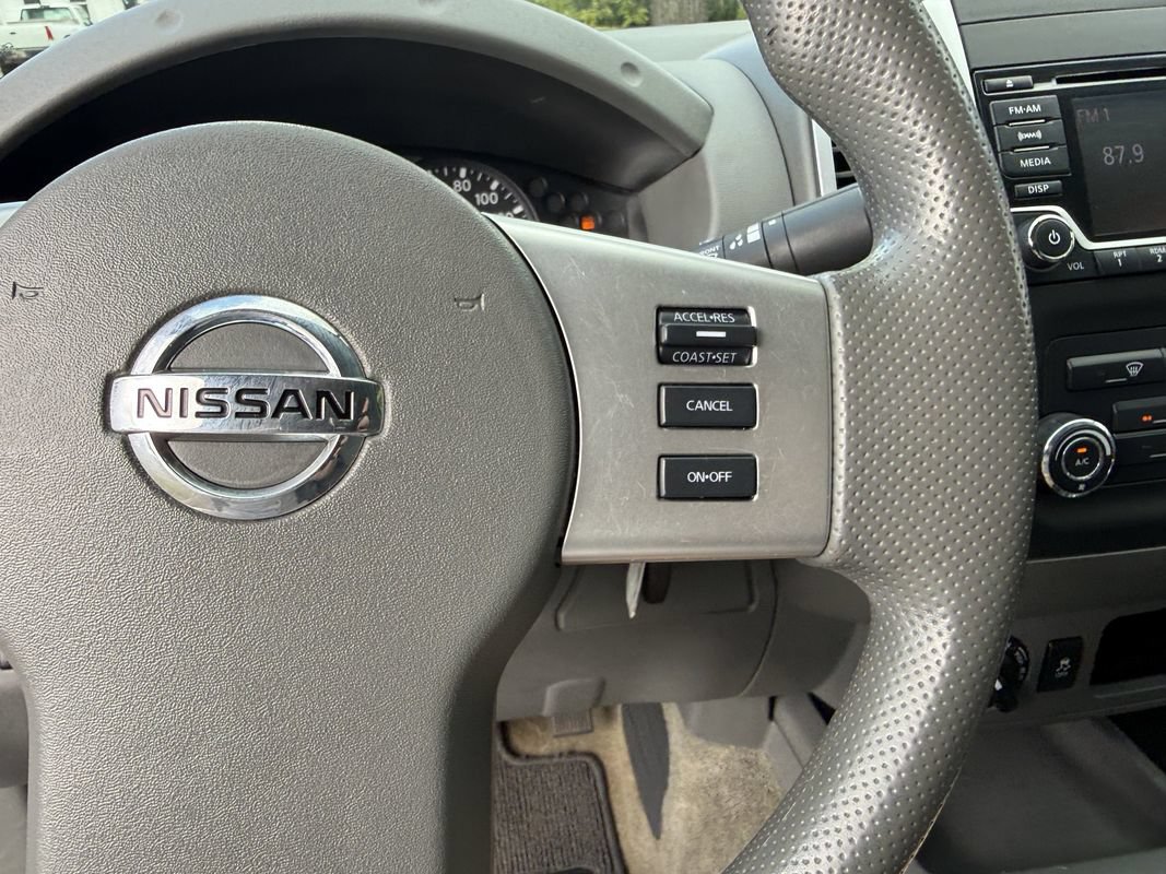 Used 2018 Nissan Frontier SV AWD/4WD image 20