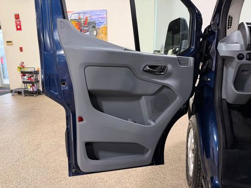 Used 2015 Ford Transit 250 148 Medium Roof image 23