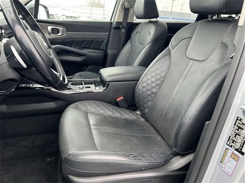 Used 2021 Kia Sorento SX Prestige image 13