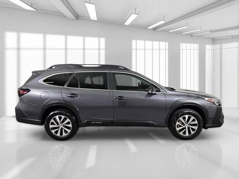 Certified 2025 Subaru Outback Premium w/ Popular Package #1A AWD/4WD image 9