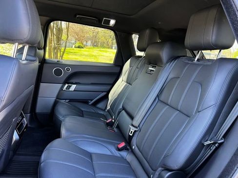 Used 2017 Land Rover Range Rover Sport HSE AWD/4WD image 17