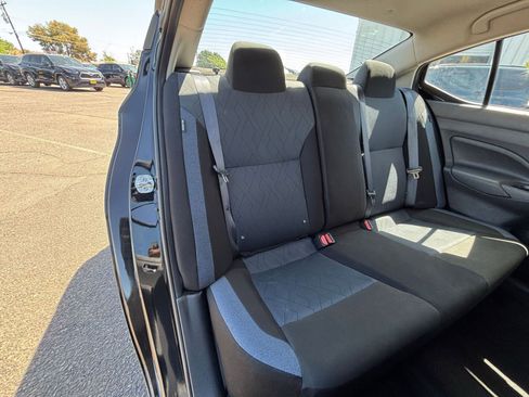 Used 2025 Nissan Versa SV FWD image 37