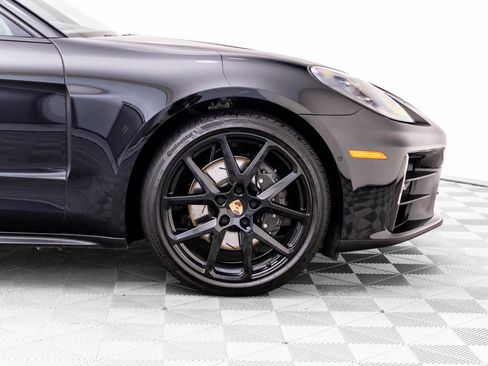Certified 2025 Porsche Panamera 4 AWD/4WD image 34