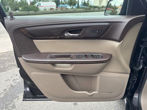 Used 2016 GMC Acadia Denali image 30