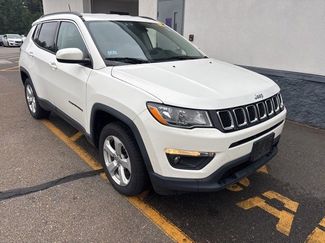 Used 2018 Jeep Compass Latitude w/ Popular Equipment Group image 1