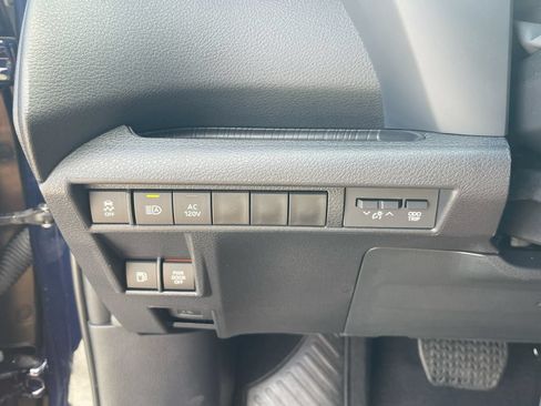 Used 2026 Toyota Sienna XSE FWD image 22
