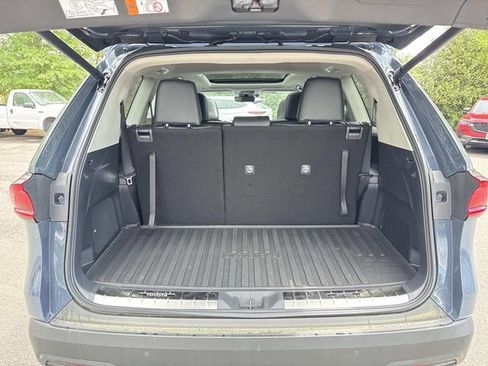 Used 2026 Toyota Grand Highlander AWD image 12