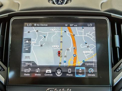 Used 2018 Maserati Ghibli image 25