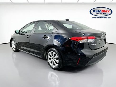 Used 2024 Toyota Corolla LE FWD image 5