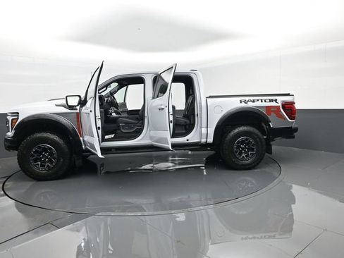 Used 2025 Ford F150 Raptor w/ Equipment Group 803A Raptor R AWD/4WD image 42