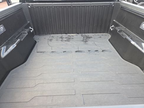 Certified 2025 Toyota Tacoma Limited AWD/4WD image 32