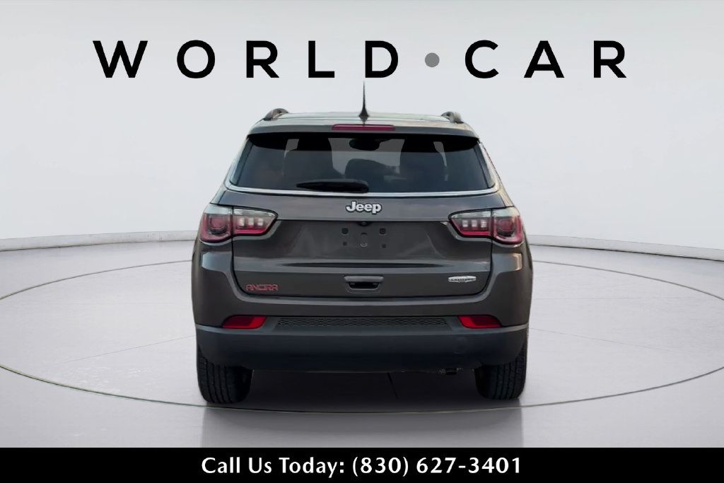 Used 2018 Jeep Compass Latitude w/ Popular Equipment Group FWD image 7