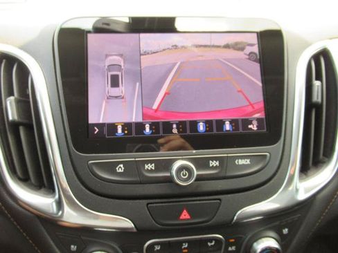 Used 2020 Chevrolet Equinox Premier AWD/4WD image 29