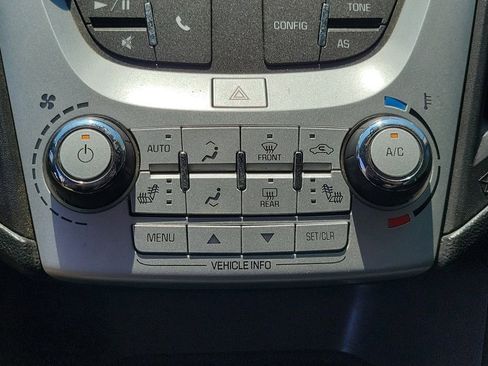 Used 2017 Chevrolet Equinox LT w/ Midnight Edition FWD image 27