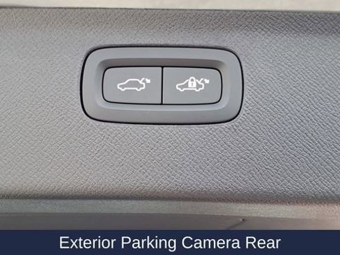 New 2025 Volvo XC90 T8 Plus image 17