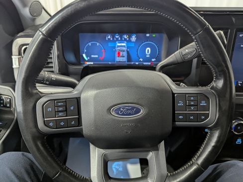 Used 2024 Ford F350 4x4 SuperCab DRW Super Duty image 18