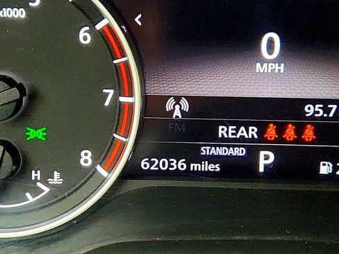 Used 2021 Nissan Rogue S image 15