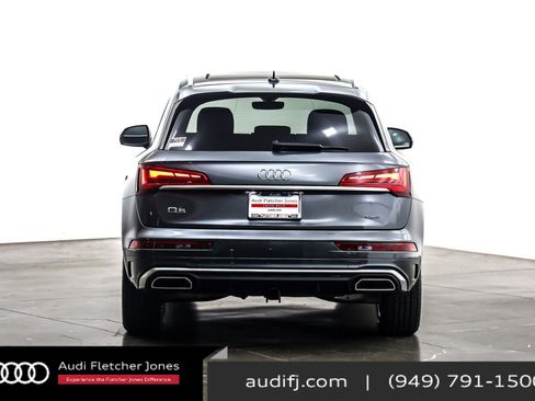 Used 2023 Audi Q5 2.0T Prestige w/ Prestige Package image 4