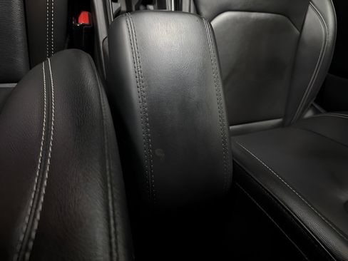 Used 2025 Jeep Compass Limited AWD/4WD image 16