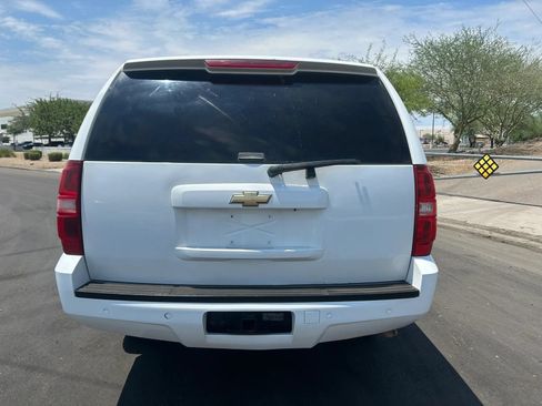 Used 2007 Chevrolet Suburban 2500 w/ Skid Plate Package AWD/4WD image 5