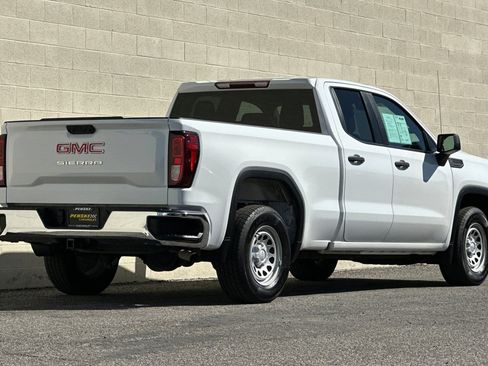 Certified 2022 GMC Sierra 1500 Pro w/ Pro Value Package image 4