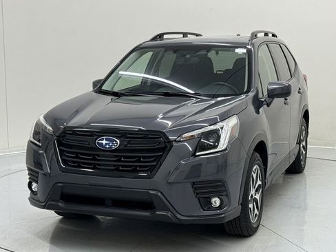 Certified 2024 Subaru Forester Premium image 1