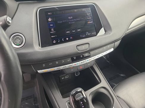 Used 2023 Cadillac XT4 Premium Luxury FWD image 31