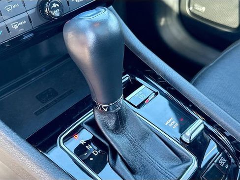 Used 2022 Jeep Compass Limited w/ (RED) Package image 20