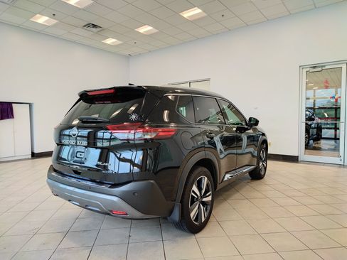 Used 2022 Nissan Rogue SL w/ SL Premium Package AWD/4WD image 3