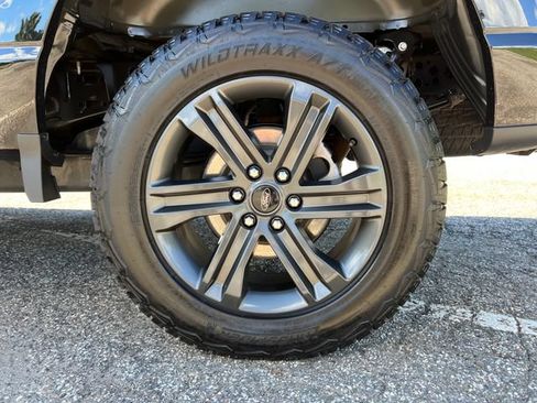 Used 2023 Ford F150 Lariat w/ Equipment Group 502A High AWD/4WD image 15