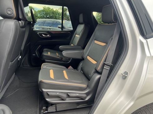 Used 2021 GMC Yukon AT4 w/ AT4 Premium Plus Package AWD/4WD image 14