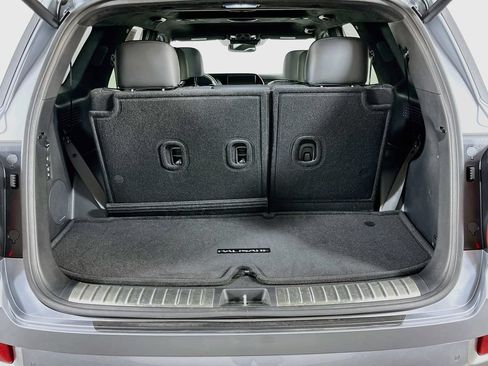 Used 2020 Hyundai Palisade Limited FWD image 9