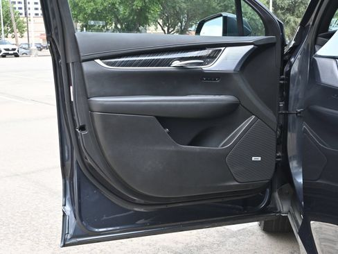 Certified 2023 Cadillac XT6 Premium Luxury w/ Technology Package AWD/4WD image 18