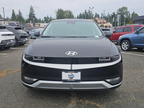 Used 2024 Hyundai Ioniq 5 SEL AWD/4WD image 2