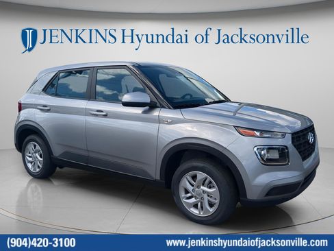 New 2026 Hyundai Venue SE FWD image 1