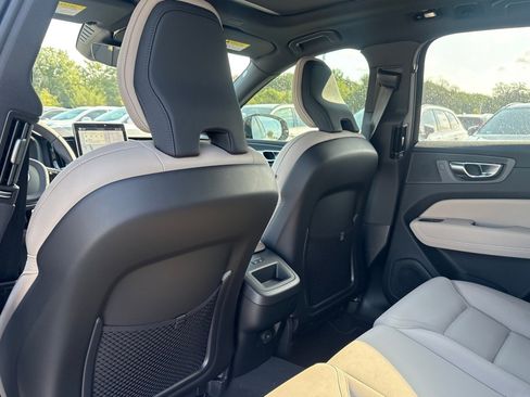 New 2026 Volvo XC60 B5 Plus w/ Protection Package Premier image 21