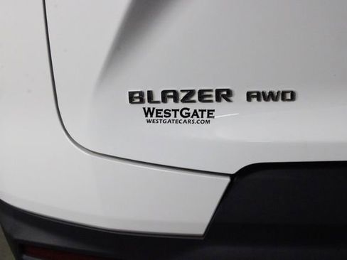 Used 2023 Chevrolet Blazer LT image 41