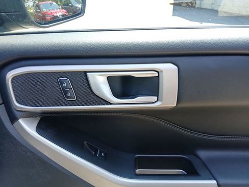 Certified 2023 Ford Explorer XLT AWD/4WD image 50
