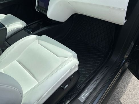 Used 2019 Tesla Model X Long Range AWD/4WD image 39