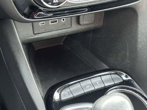 Used 2023 Buick Encore GX Select w/ Sport Touring Package image 26