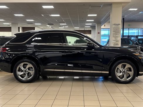 New 2026 Genesis GV70 2.5T Select AWD/4WD image 3