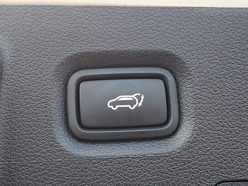 Certified 2023 Hyundai Santa Fe SEL w/ Premium Package AWD/4WD image 33