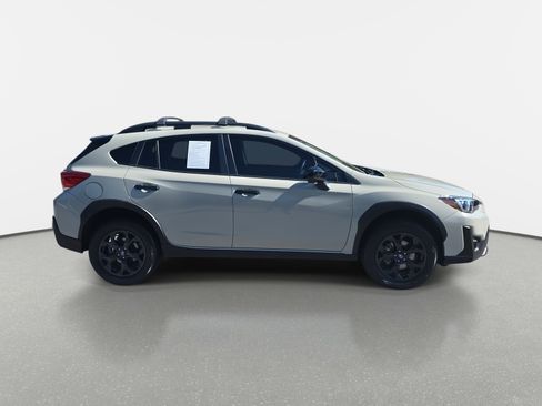 Used 2023 Subaru Crosstrek 2.0i Premium w/ Special Edition image 4
