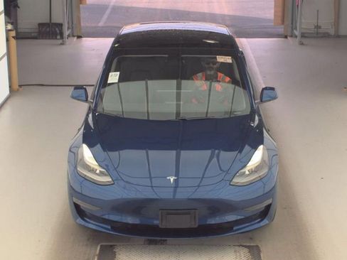 Used 2021 Tesla Model 3 Long Range AWD/4WD image 3