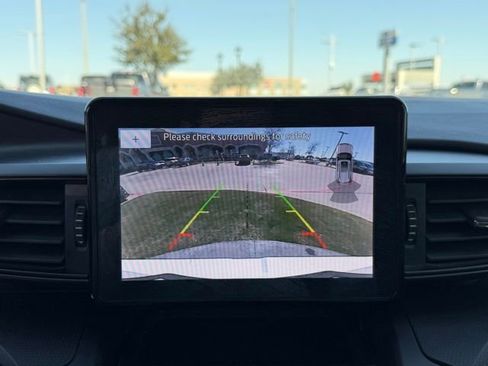 Certified 2020 Ford Explorer Base image 17