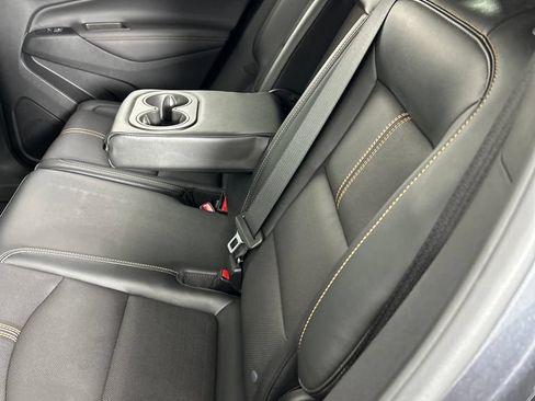 Used 2022 Chevrolet Equinox Premier FWD image 17