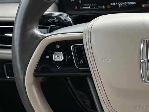 Used 2021 Lincoln Aviator Reserve w/ Elements Package Plus image 14