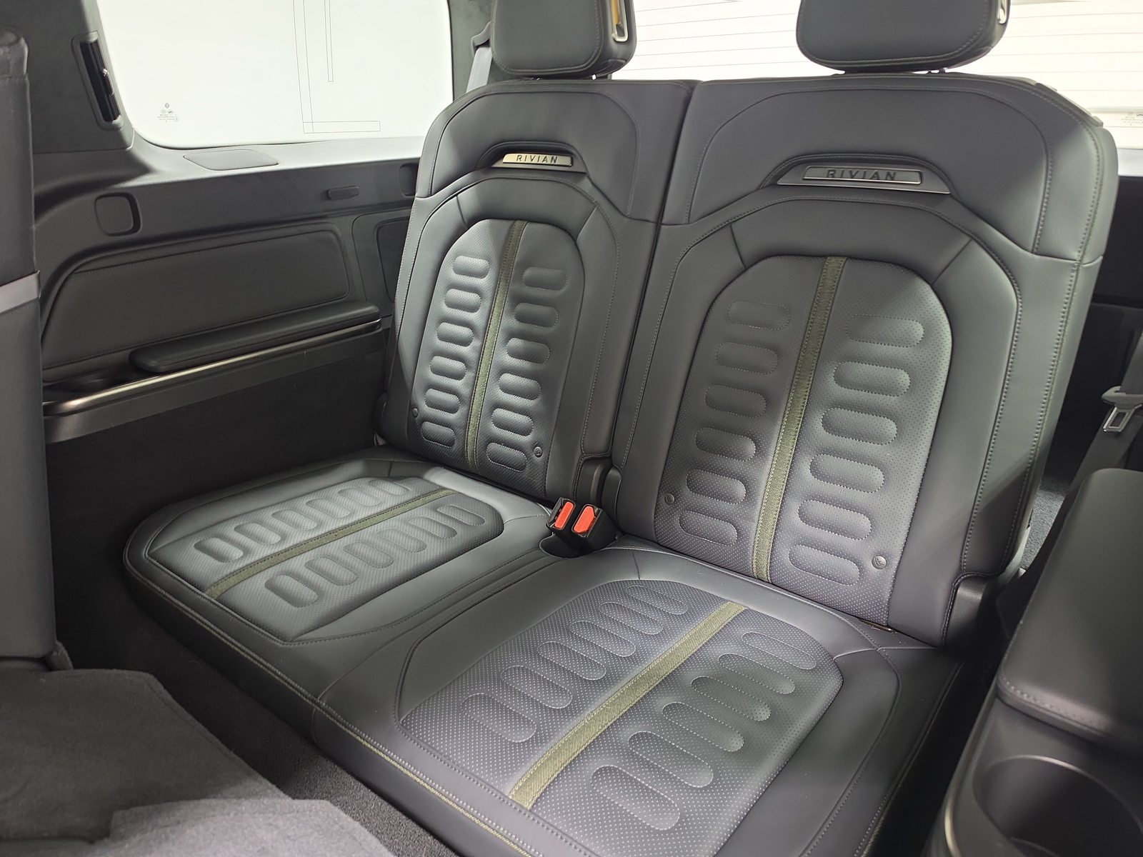 Used 2023 Rivian R1S Adventure Quad AWD/4WD image 22